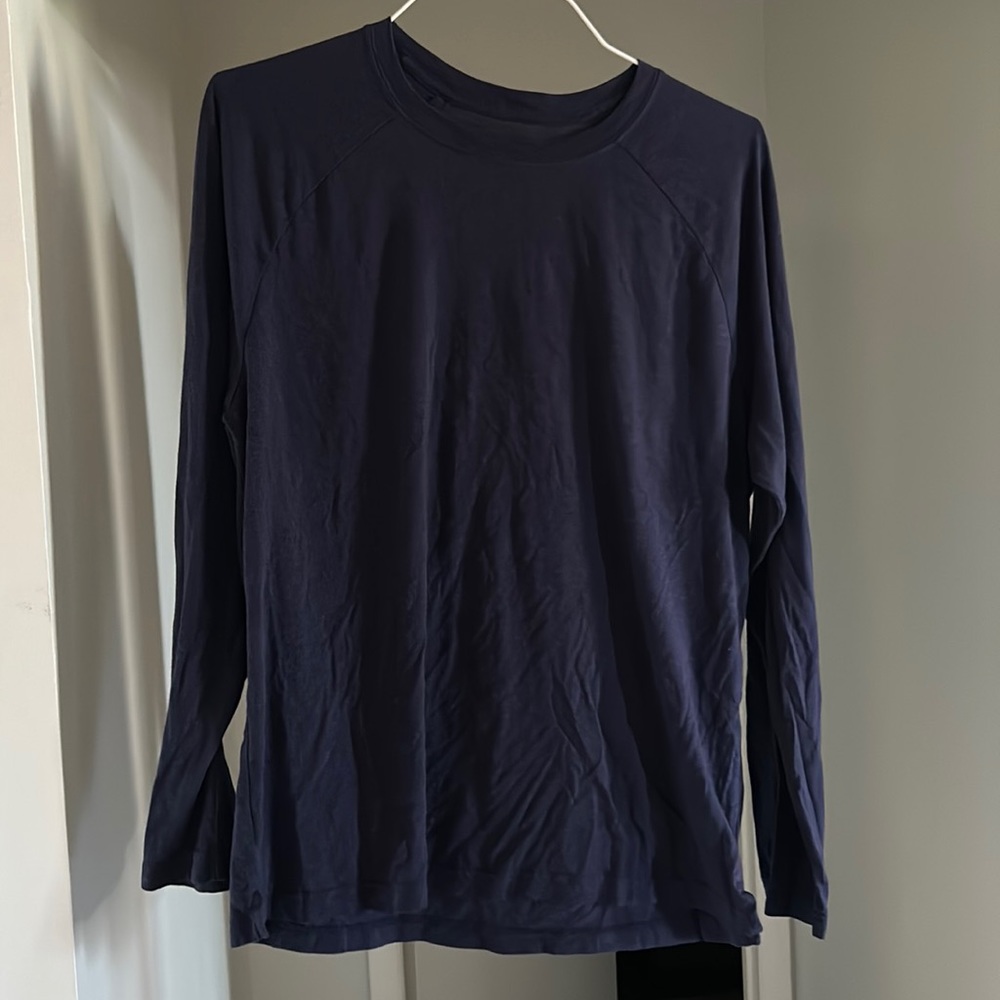 Long Sleeve Alo t-shirt